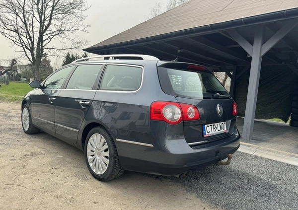 Volkswagen Passat cena 21500 przebieg: 291500, rok produkcji 2010 z Toruń małe 154